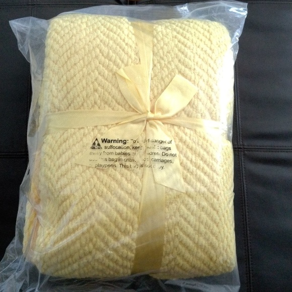 Throw blanket - Picture 2 of 4